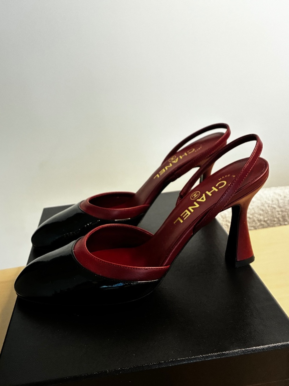 Chanel 2026 Interlocking CC Logo Slingback Pumps - Patent Toe and Burgundy